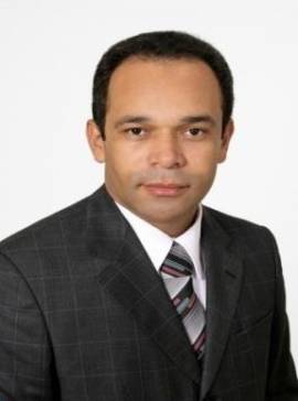 Roberto Moraes defende a permanncia de Joo Alves na prefeitura